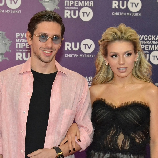 У Юрия был роман с Люсей Чеботиной