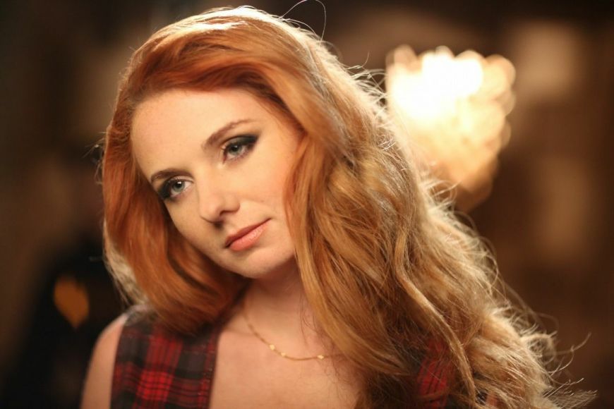 Елена Катина