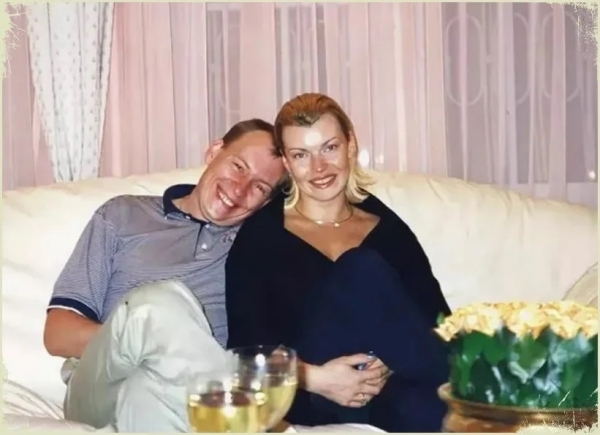 Лада Дэнс с Павлом Сквирским