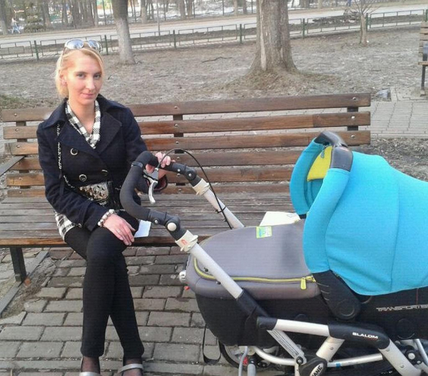 Людмила Лемох после рождения дочери