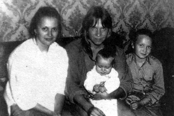 Кипелов с женой и детьми