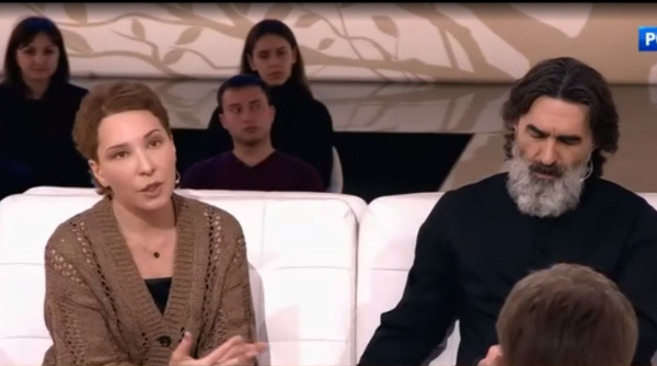 Вячеслав Бутусов с женой Анжеликой сегодня